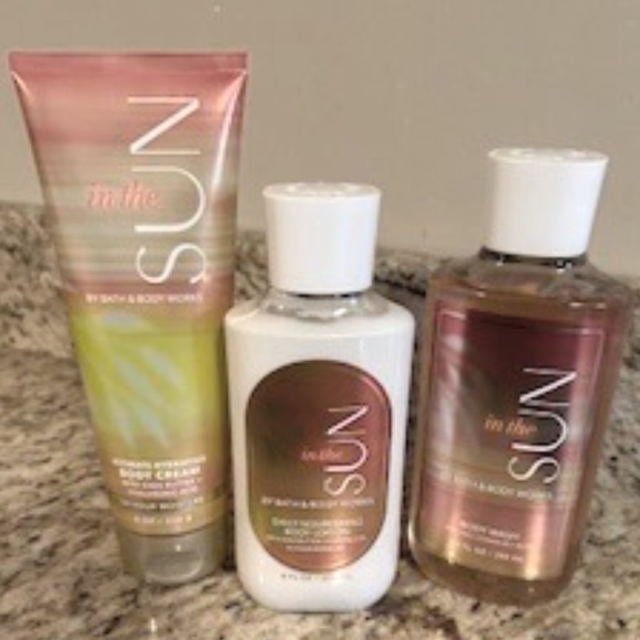 *HOST PICK* Bath & Body Works "In The Sun" Body Bundle *NEW*